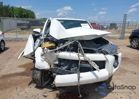 2018 Toyota 4Runner Sr5 из США, поврежденный, VIN JTEZU5JR1J5171944